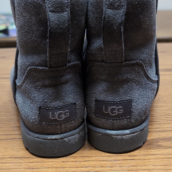 UGG Gray Suede Boots - Picture 3 of 8